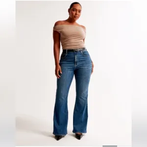 Abercrombie &amp; Fitch Ultra High Rise Stretch Flare Jean