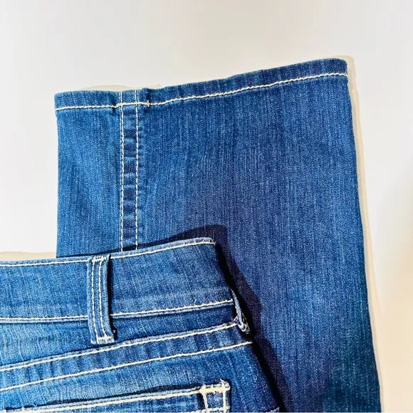 Ariat jeans Perfect Rise Bootcut jeans Dark wash western stretchy women Size 30
