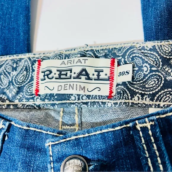 Ariat jeans Perfect Rise Bootcut jeans Dark wash western stretchy women Size 30