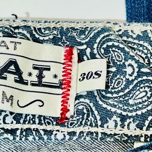 Ariat jeans Perfect Rise Bootcut jeans Dark wash western stretchy women Size 30