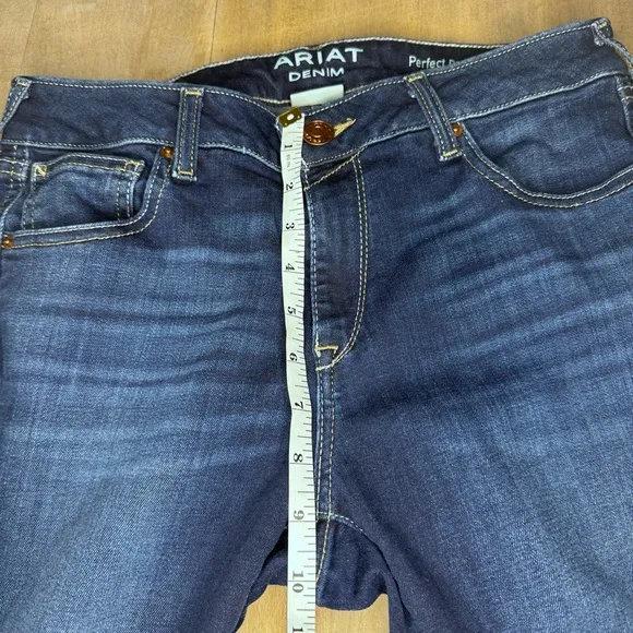 Ariat Ultra Stretch Perfect Rise Katie Flare Jean  size 30 Long