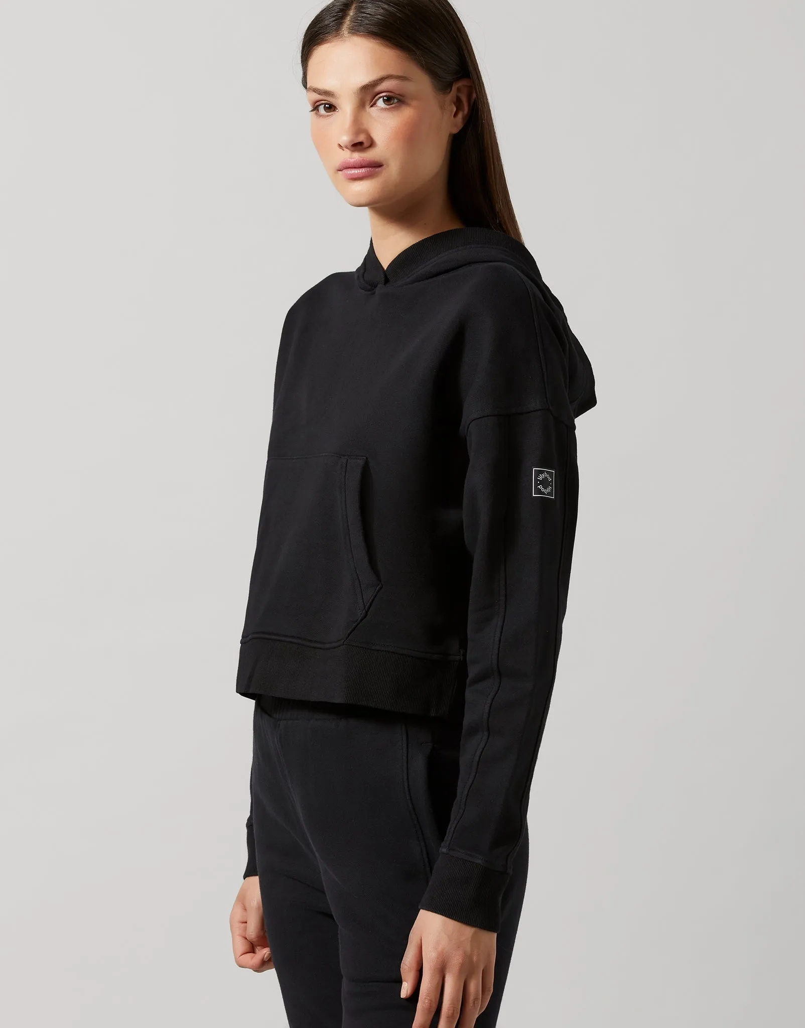Ariella Cropped Sweater in Black