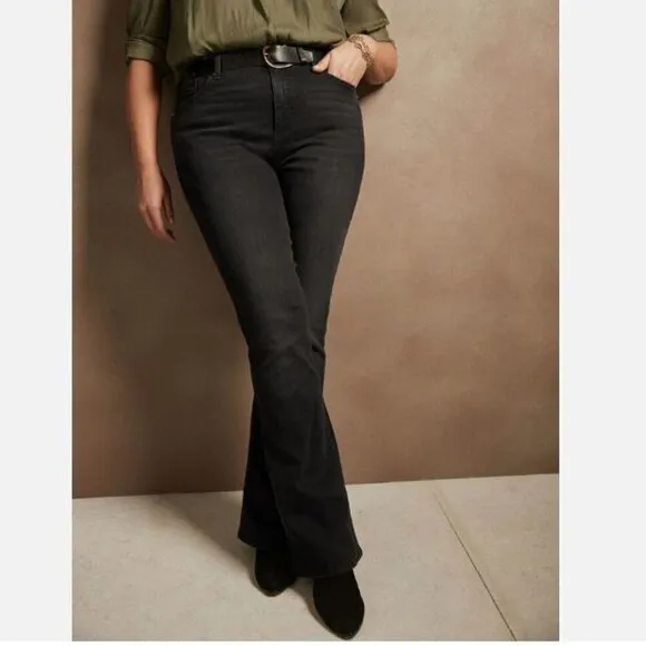 Banana Republic High Rise Y2k Bootcut Black Wash Stretch Jeans Size 33/16 RT$90
