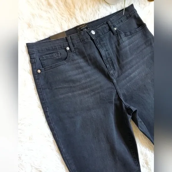 Banana Republic High Rise Y2k Bootcut Black Wash Stretch Jeans Size 33/16 RT$90