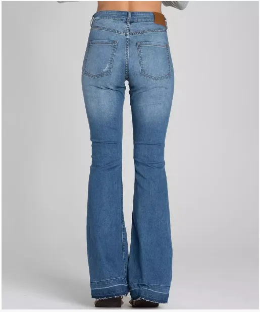 Billabong Women's Diggin It Flared Denim Jean| Coastal Blue
