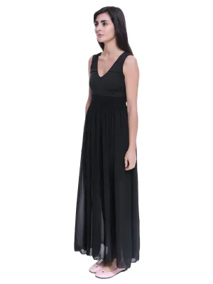 Black V-neck Maxi Dress