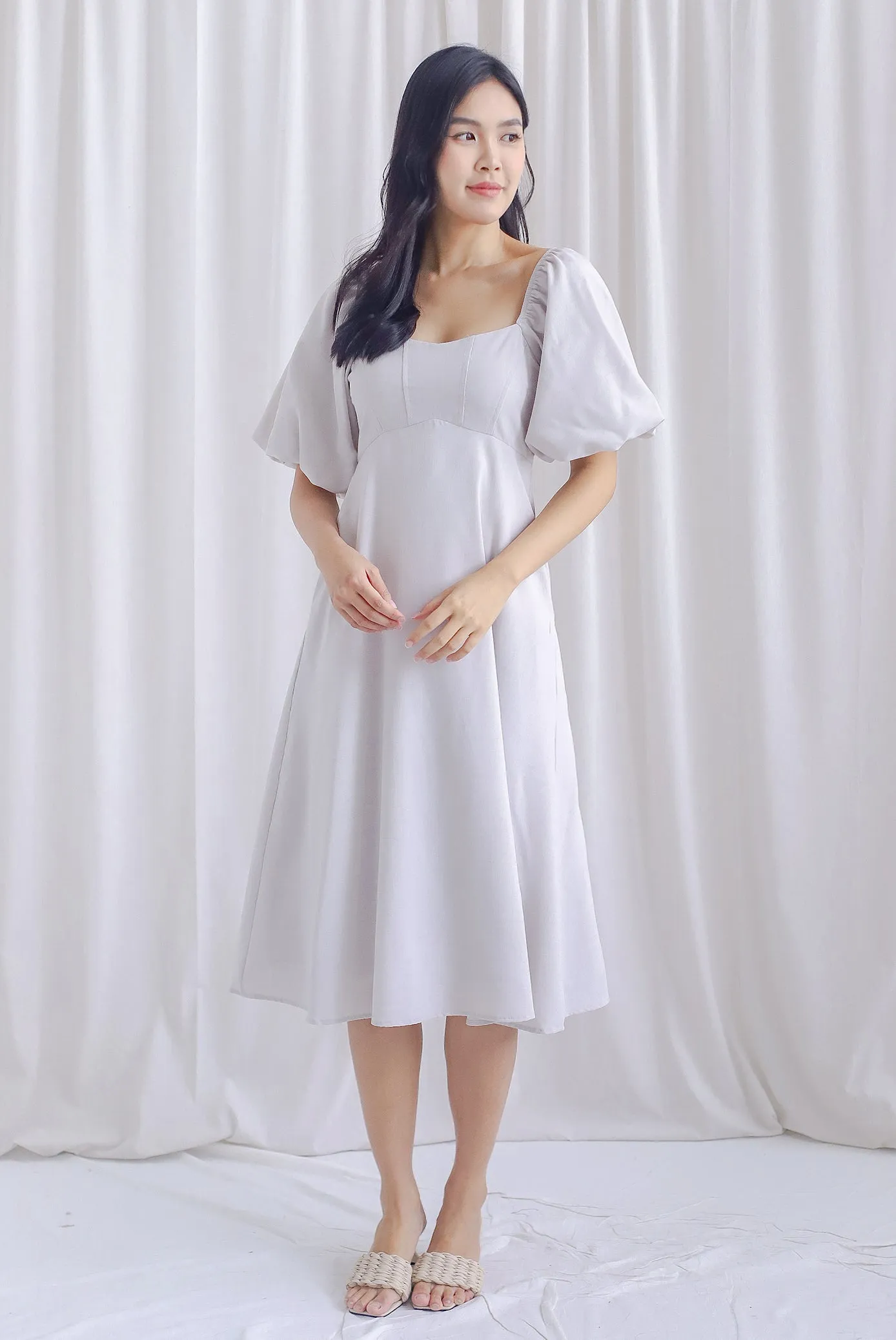 Ellie Puffy Sleeve Seam Bustier Midi Dress In Grey