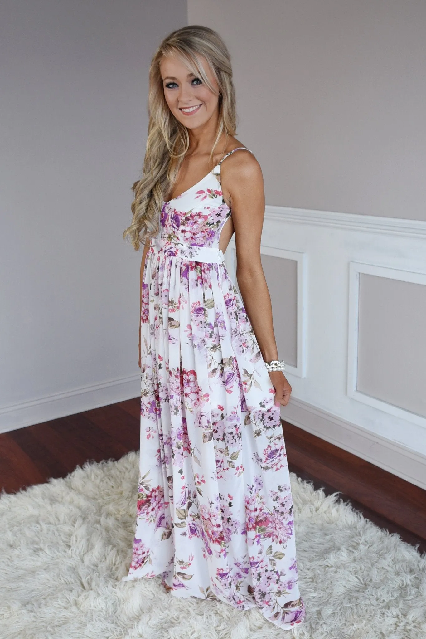 Fields of Freesias Maxi ~ Ivory