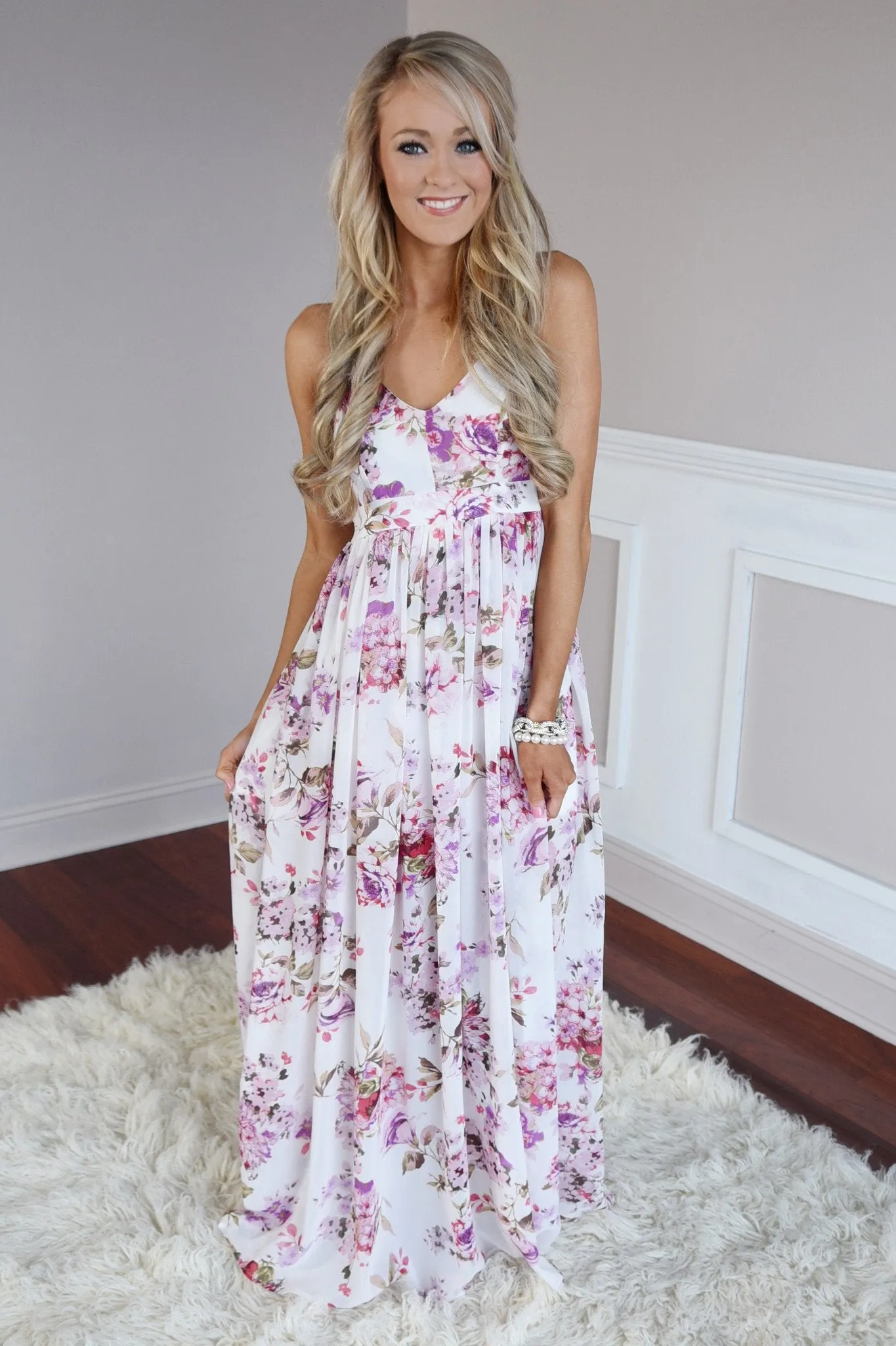 Fields of Freesias Maxi ~ Ivory