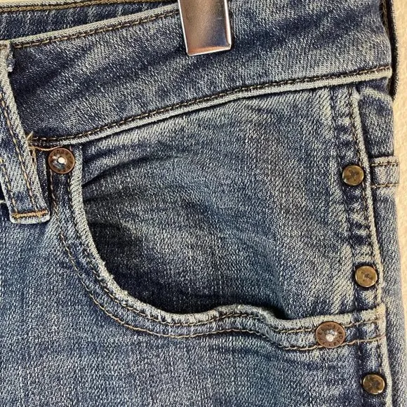 Free People Flare Jeans With Raw Hem &amp; Side Seam Brads Size 31