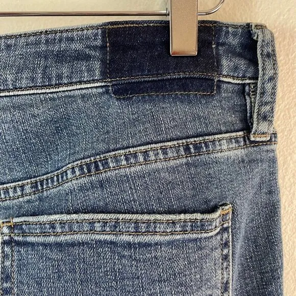 Free People Flare Jeans With Raw Hem &amp; Side Seam Brads Size 31