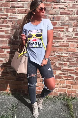Grey Hanging Glasses 1986's T-shirt - Natally