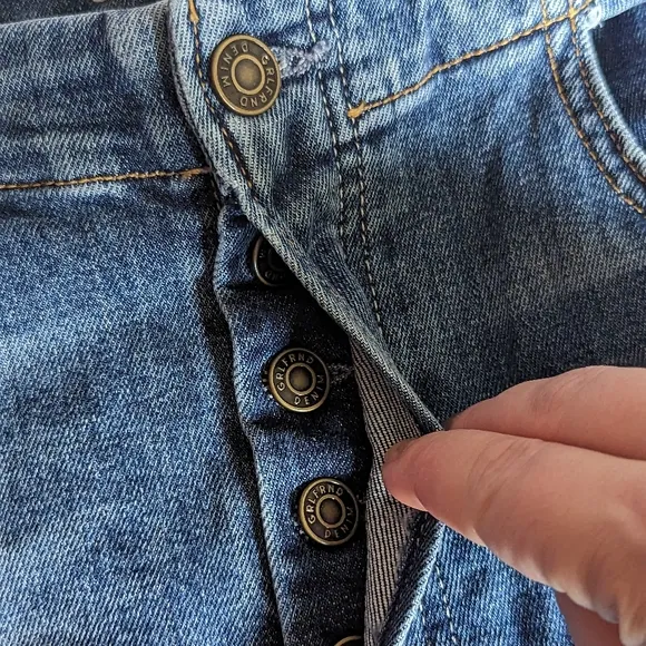 Grlfrnd Blaine Mid Rise Boot Cut Jean in Get Out *Missing Belt*