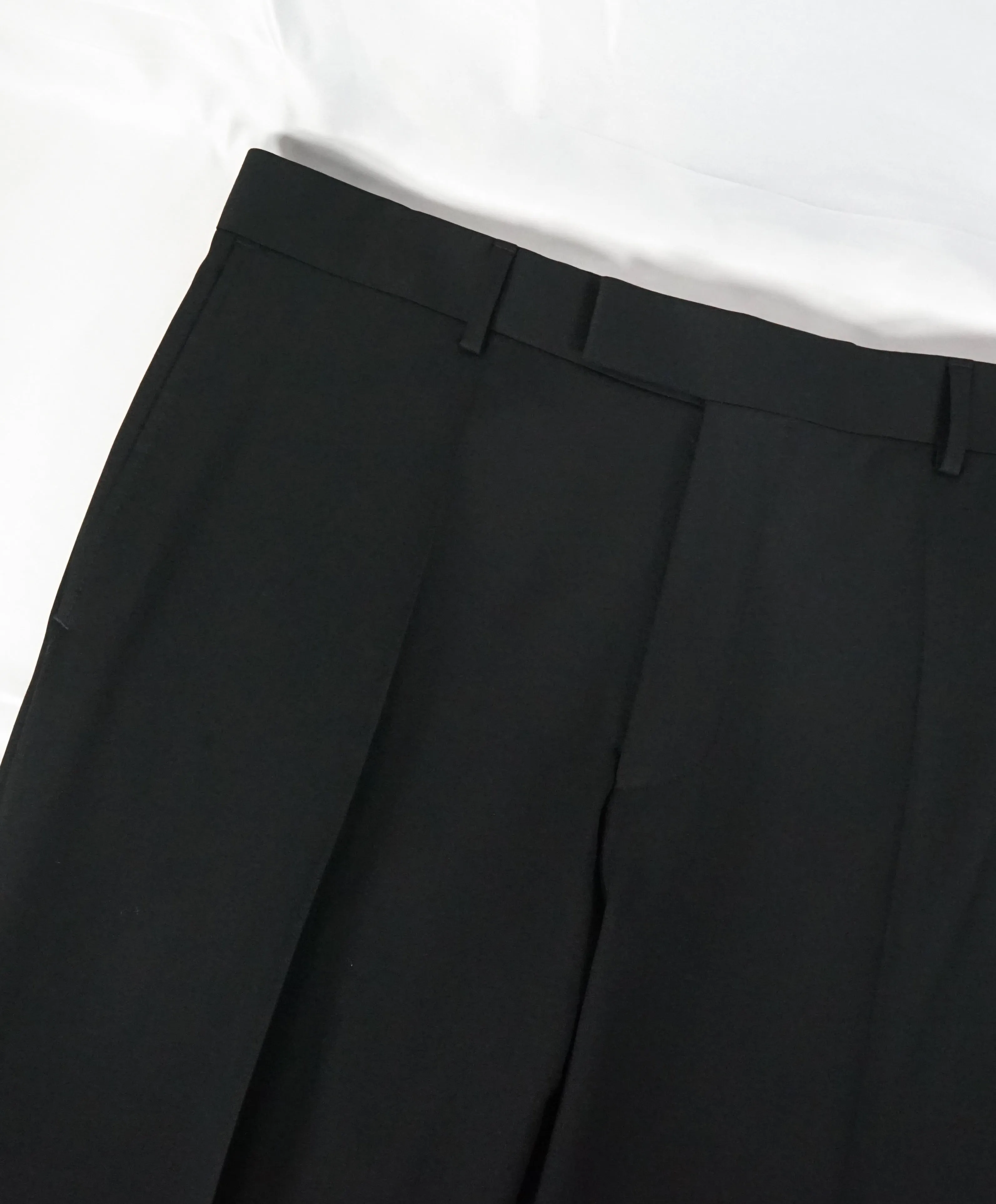 HUGO BOSS - “Pasoloni/Movie US_2" Solid Black Wool Flat Dress Pants - 36W