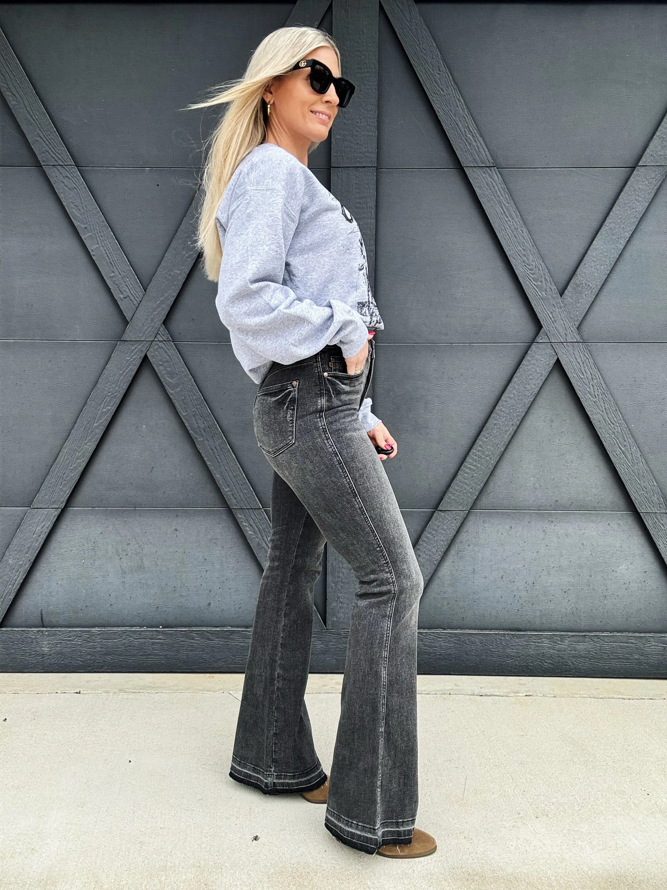 Judy Blue Tummy Control Washed Gray Jeans