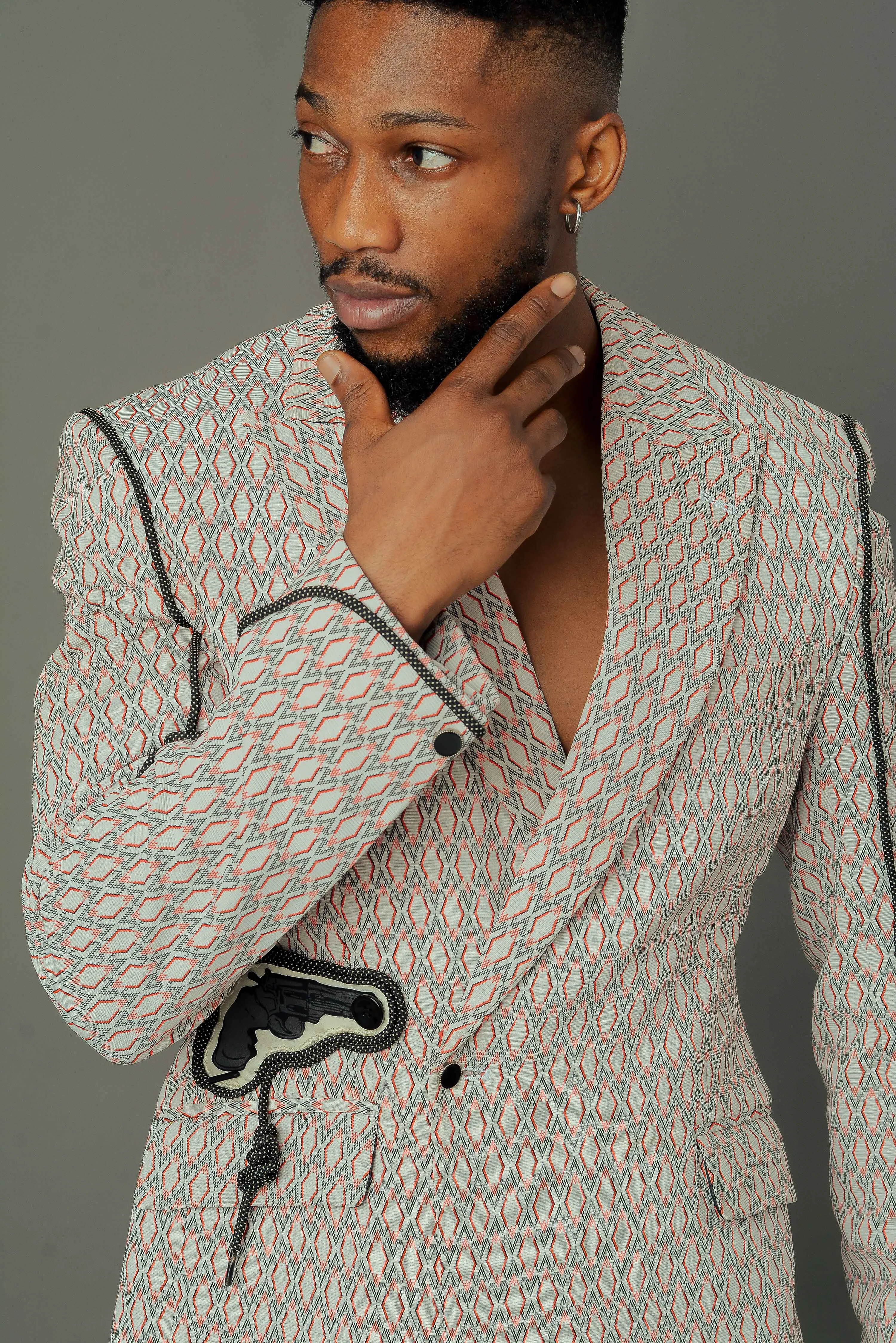 Kamsi Tcharles Hunter Nomad Suit