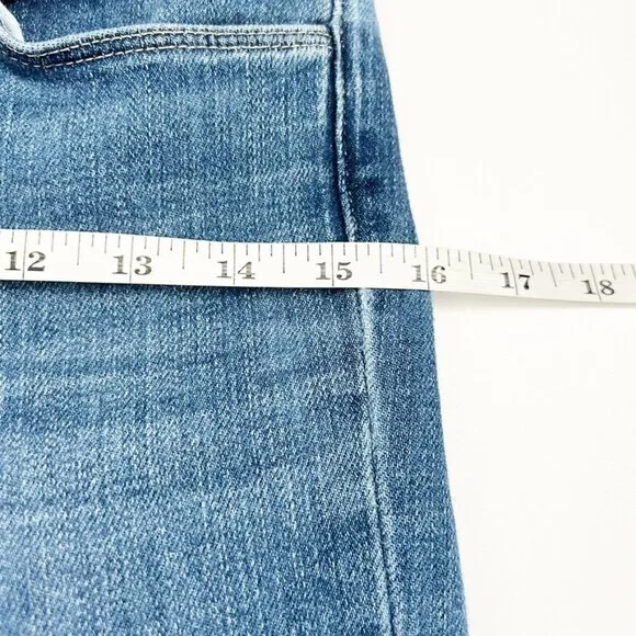 L'Agence Jeans Cropped Flared Leg Medium Wash. Women's Size 27