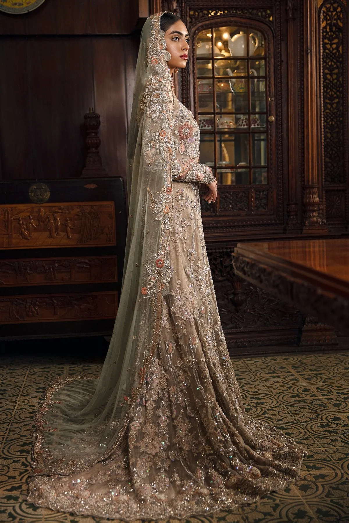 Long Walima Maxi for Wedding in Silver Color #Y6221