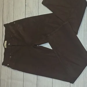 Madewell Women's Mid-Rise Kick Out Jeans Hot Cocoa Size 26 NWOT