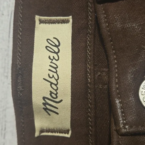 Madewell Women's Mid-Rise Kick Out Jeans Hot Cocoa Size 26 NWOT
