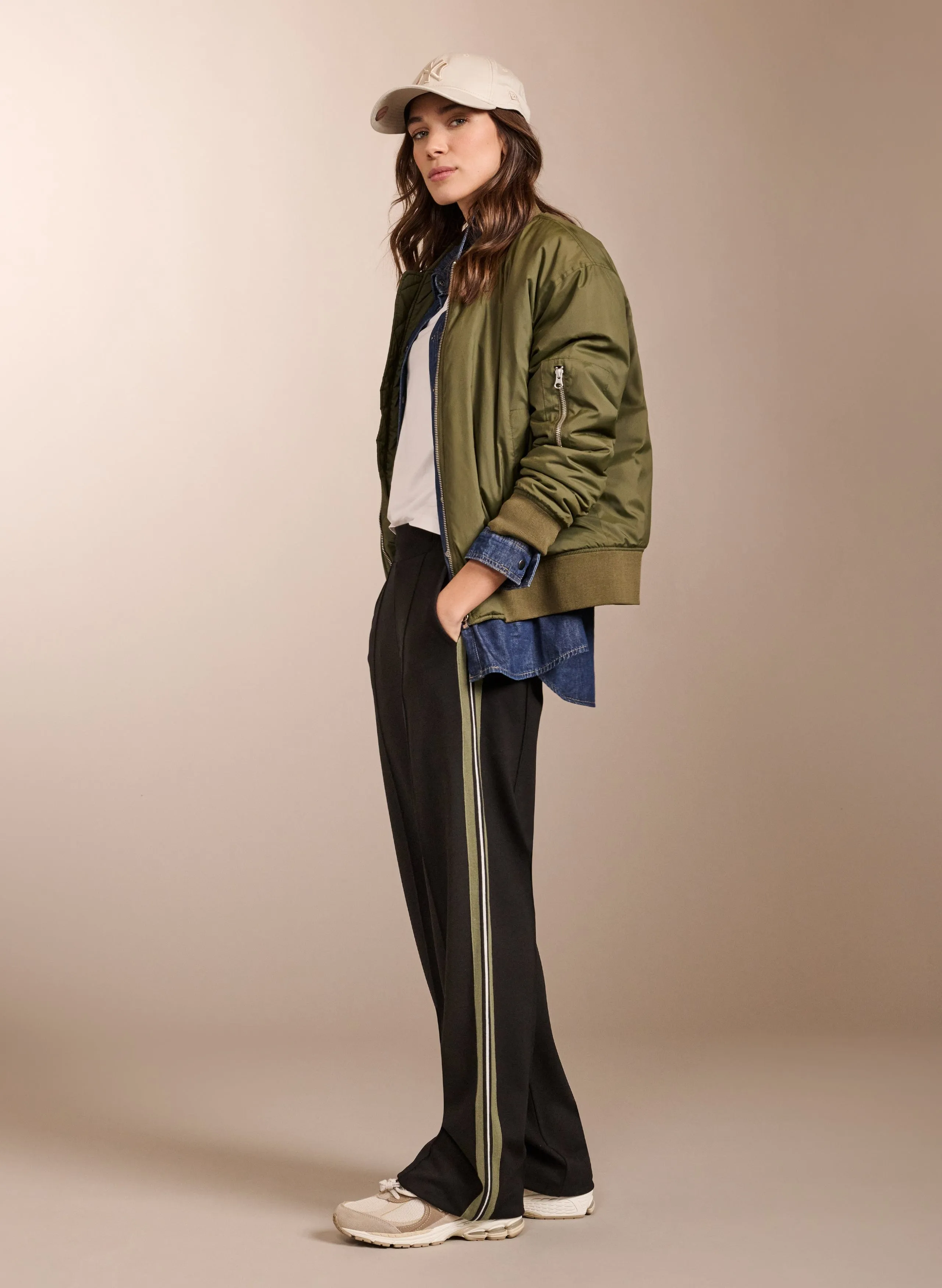 Marjorie LENZING™ ECOVERO™ Trousers | Caviar Black & Khaki