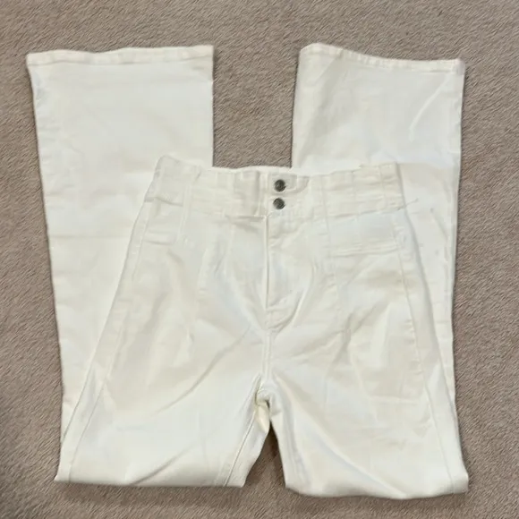 NEW Free People Jayde Flare Jeans White Size 29