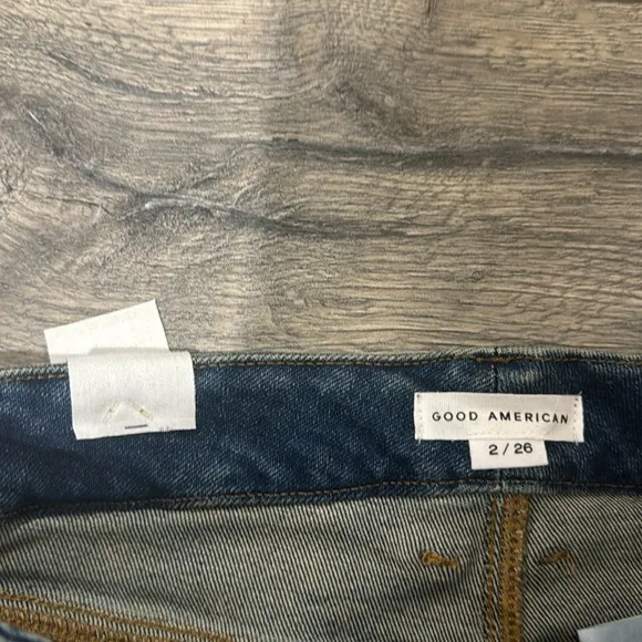 NEW • Good American • Women’s GOOD CLASSIC SLIM BOOTCUT JEANS Blue811 26