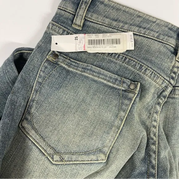 🌼NWT $140 GB FLARE JEANS
