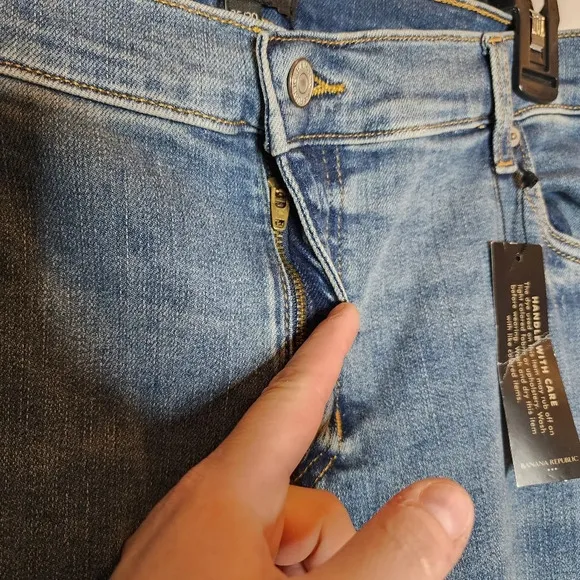 NWT Banana Republic medium wash bootcut jeans.  Plus Size 20 or 35.