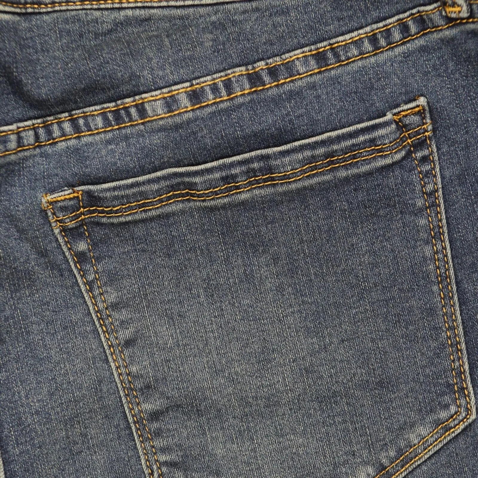 NWT Colleen Lopez Women's Released Hem Flare Jeans. 695851