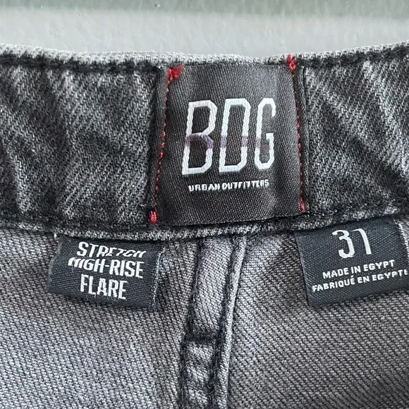 NWT Urban Outfitters BDG stretch hi rise flare faded distressed jeans. Size 31