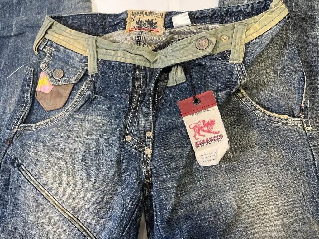 Parasuco  Montreal/Italy. New With Tags. Low Rise Boot Cut Jeans