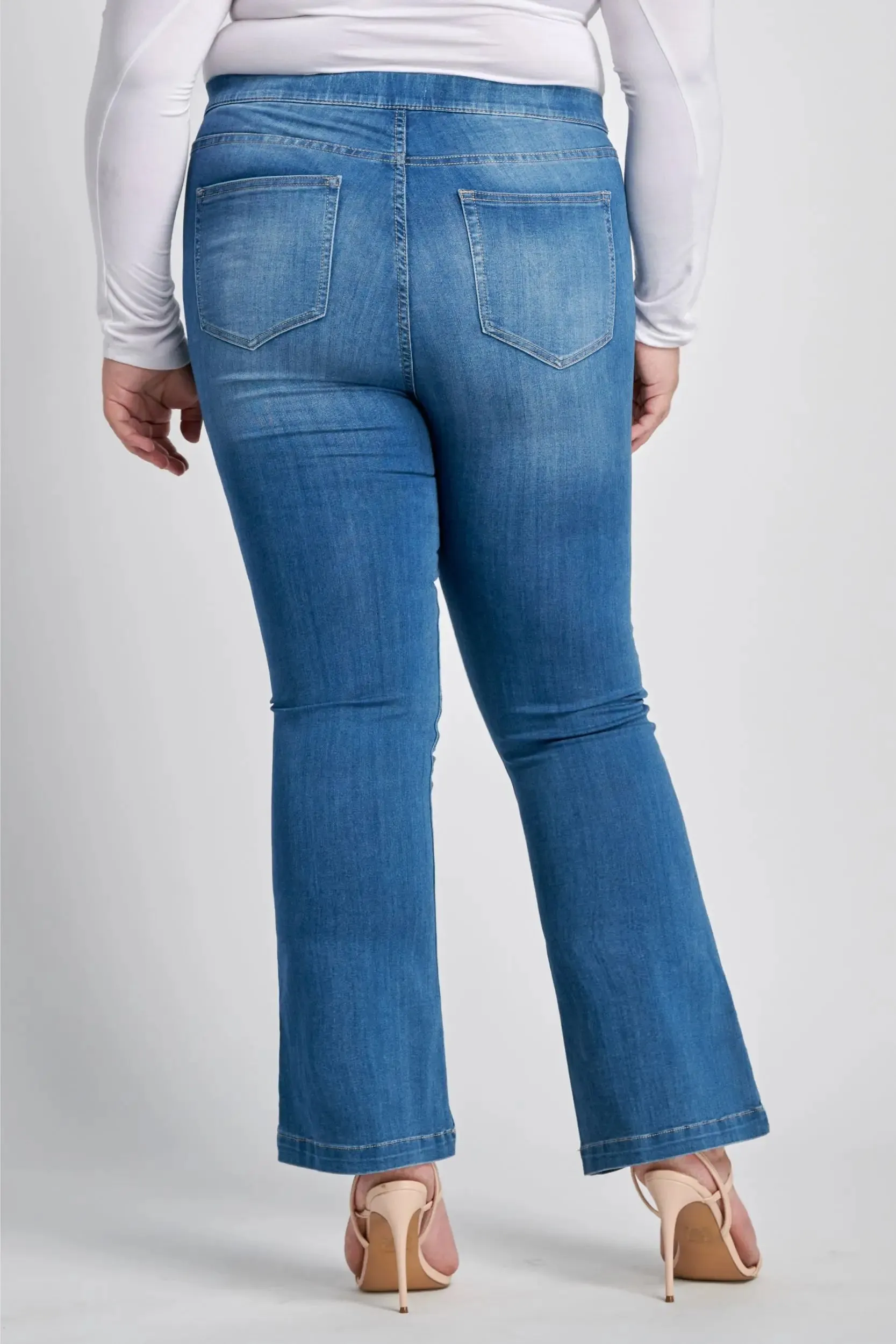 Pull On Medium Wash  Plus Flare -30"