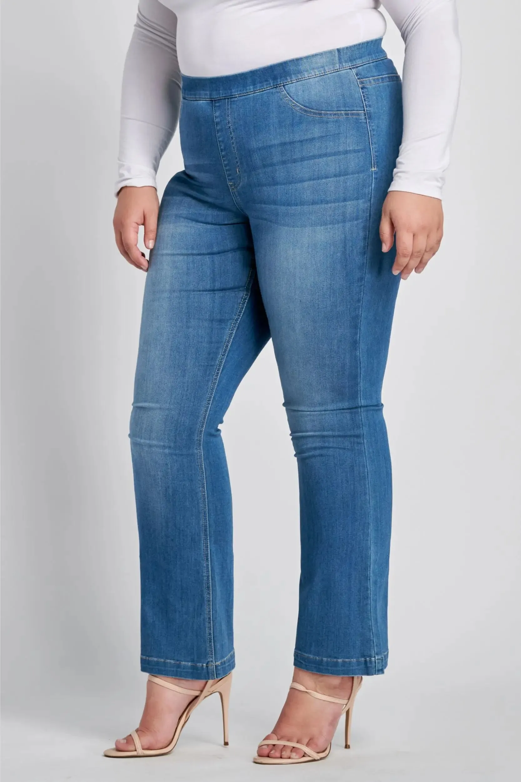 Pull On Medium Wash  Plus Flare -30"
