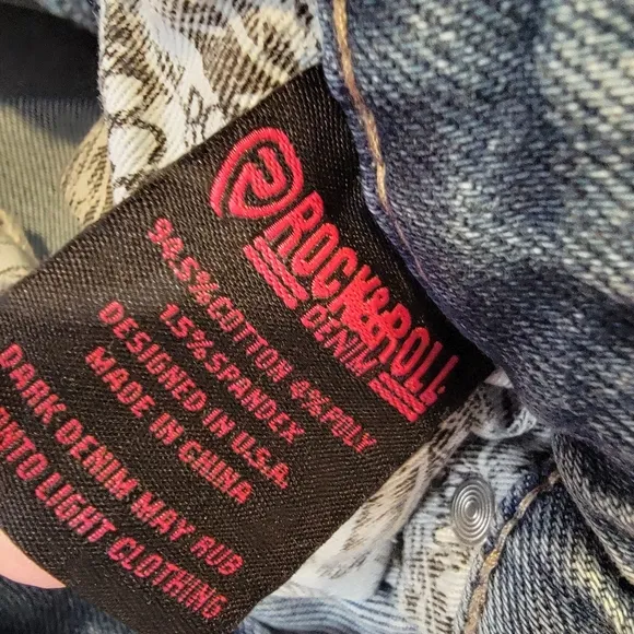 Rock &amp; Roll Denim Blue Star High-Rise Flare Jeans Size 31x32 NWT!