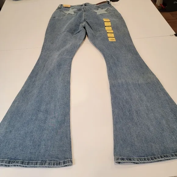 Rock &amp; Roll Denim Blue Star High-Rise Flare Jeans Size 31x32 NWT!