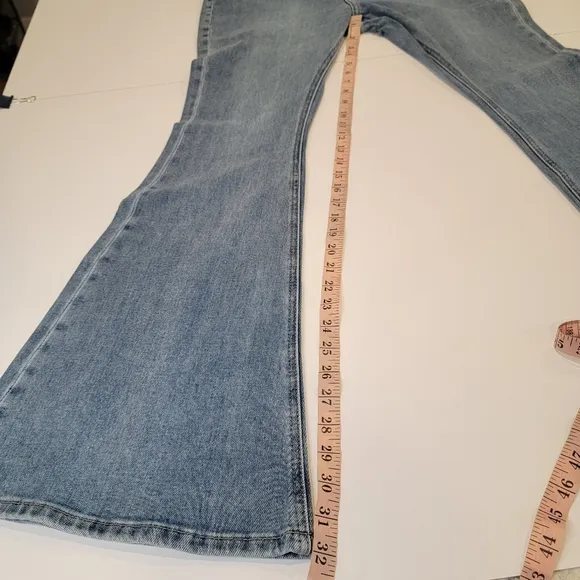 Rock &amp; Roll Denim Blue Star High-Rise Flare Jeans Size 31x32 NWT!
