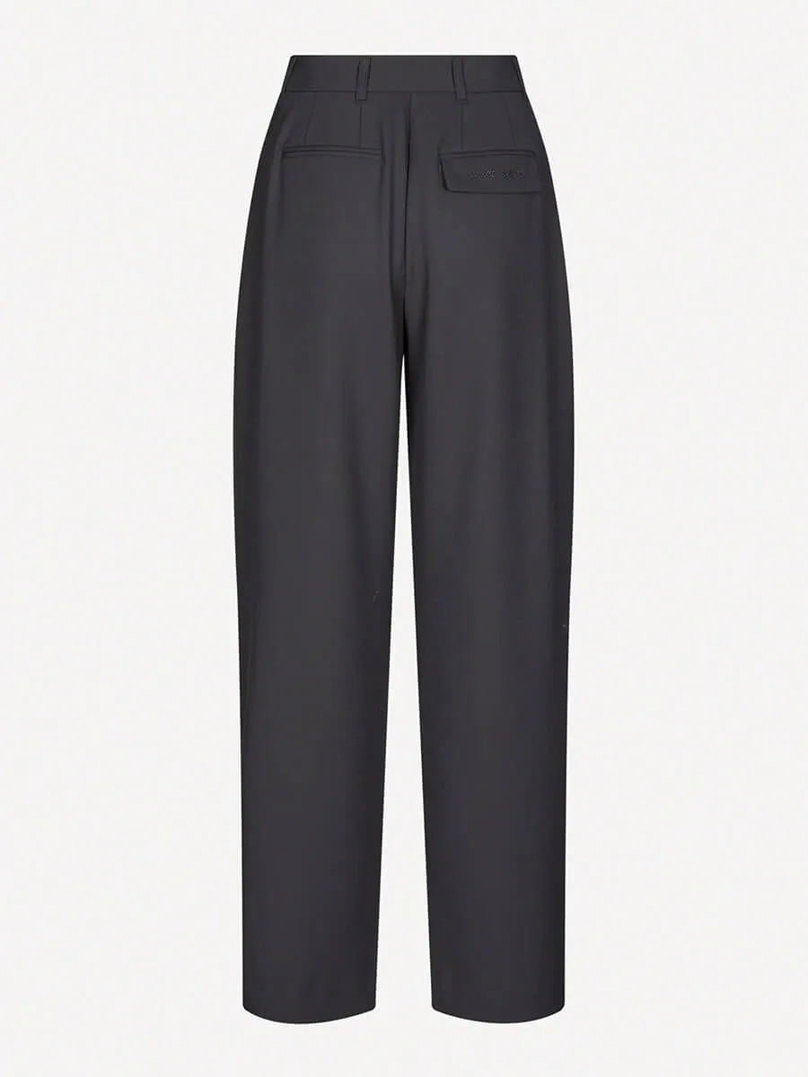 Saluzy Trousers - Black