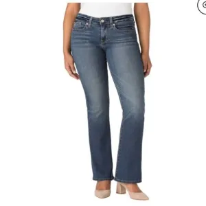 Signature by Levi Strauss Low Rise Bootcut Jeans