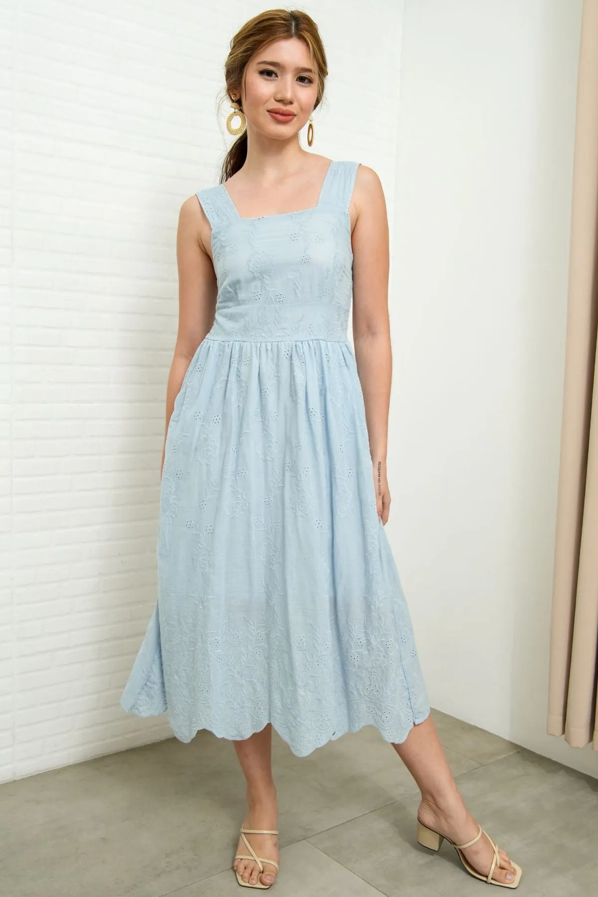 SOLEIL Sleeveless Eyelet Midi Dress (Powder Blue)