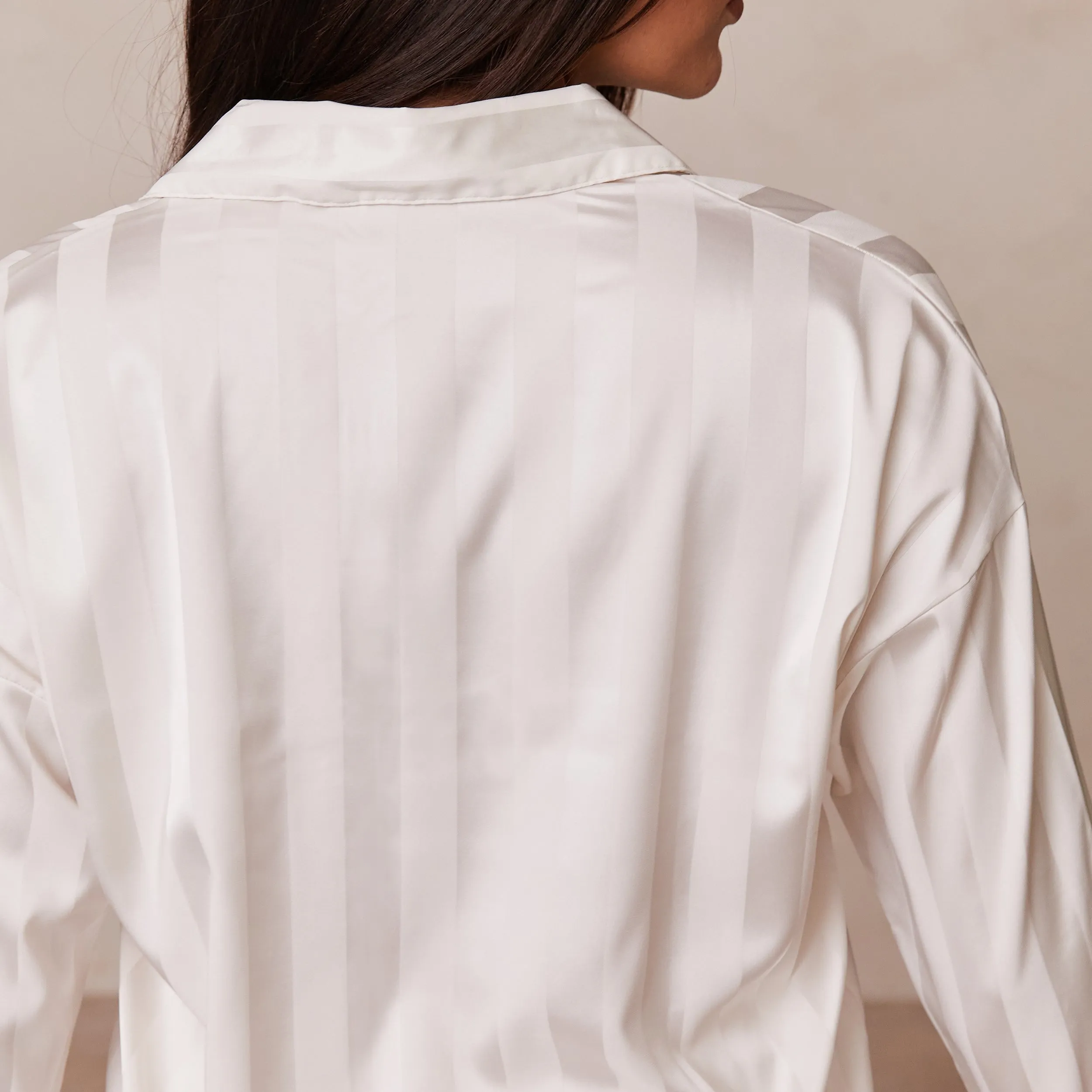 Striped Satin Chemise de Pyjama - Perle