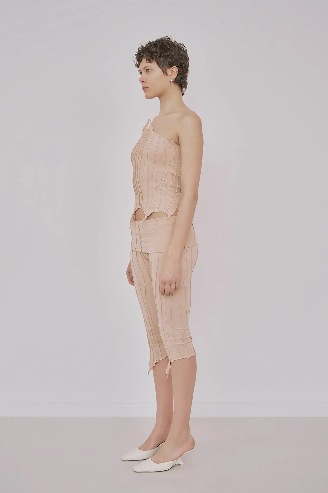 Suture Capri Pants