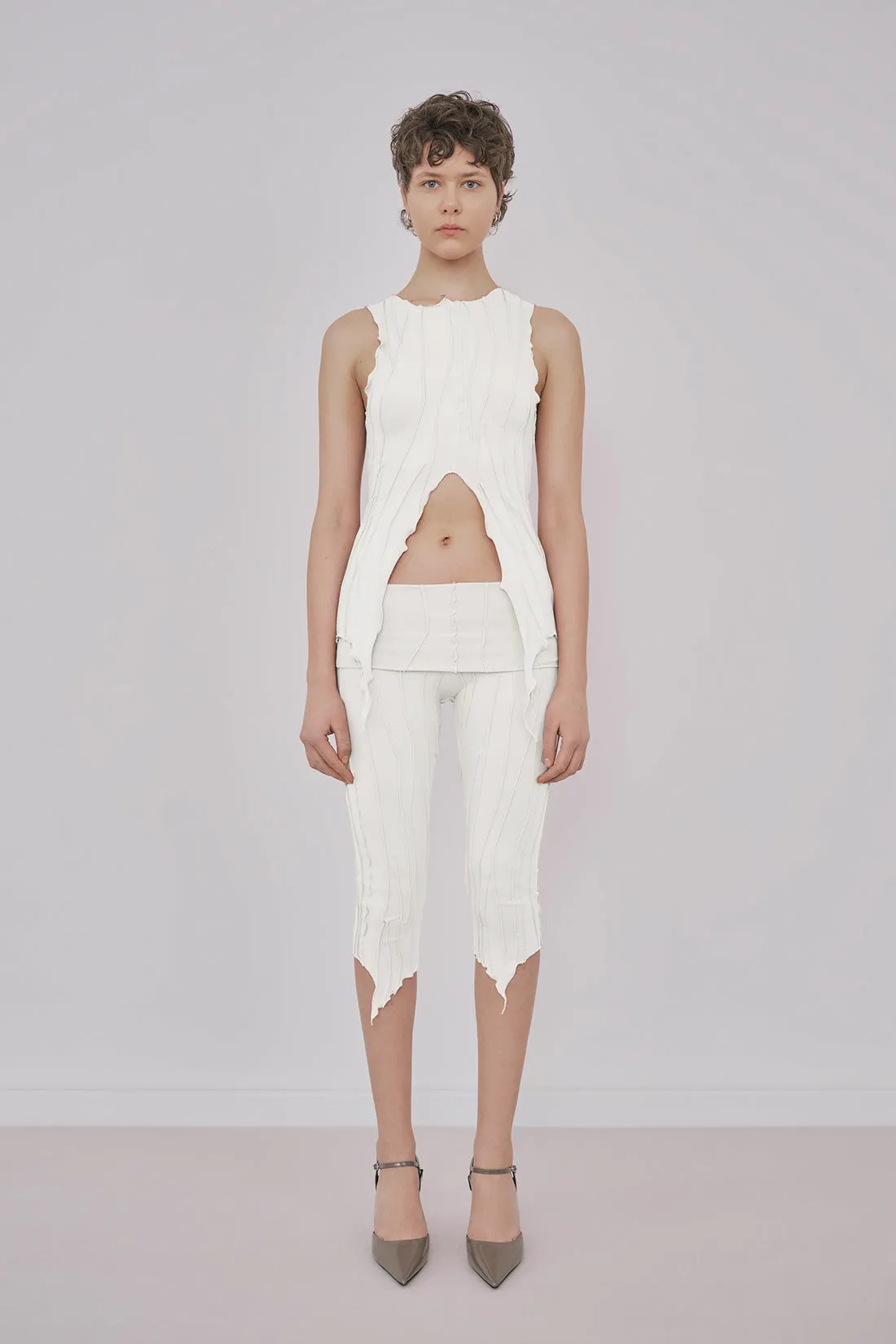 Suture Capri Pants