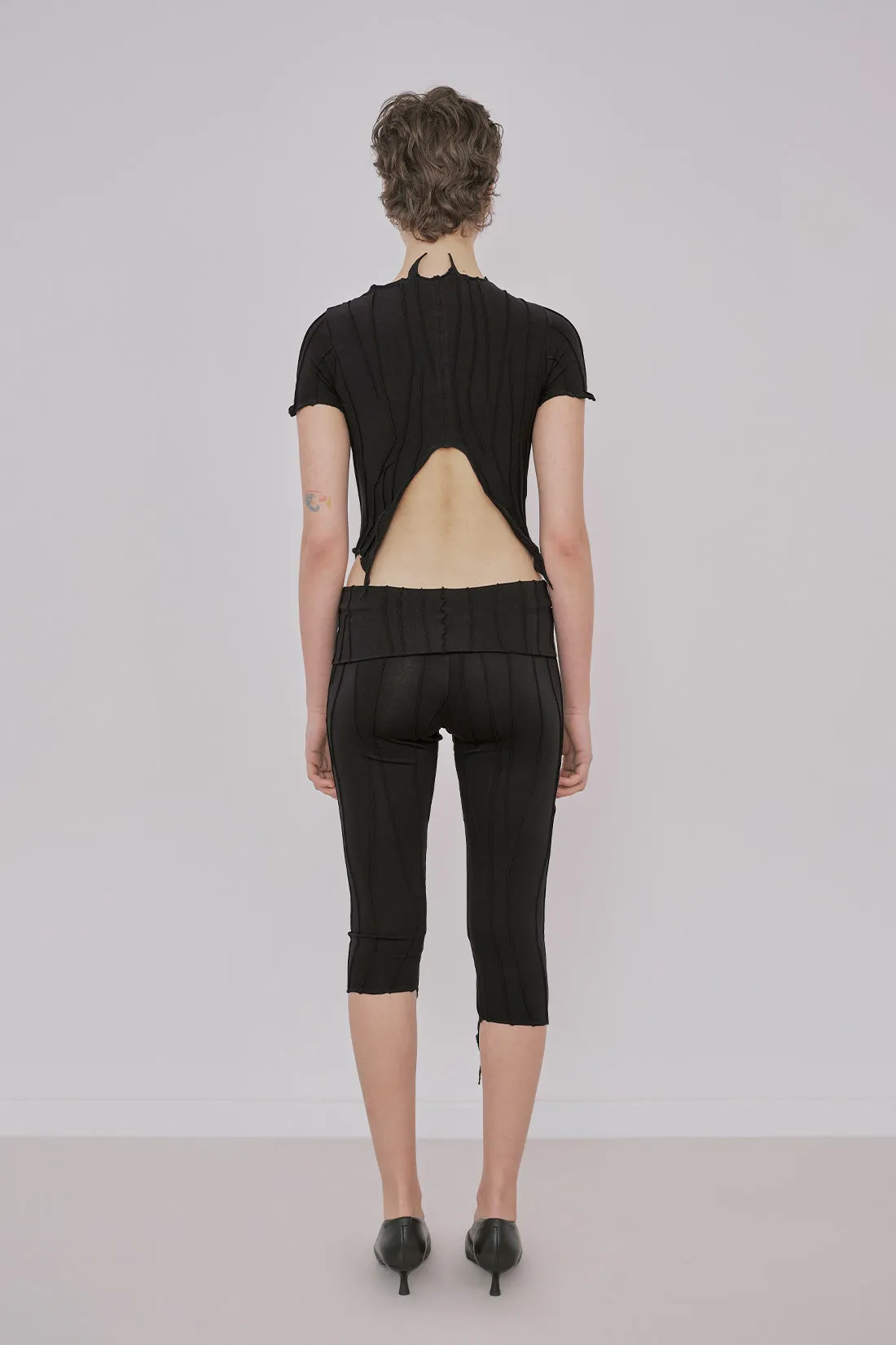 Suture Capri Pants