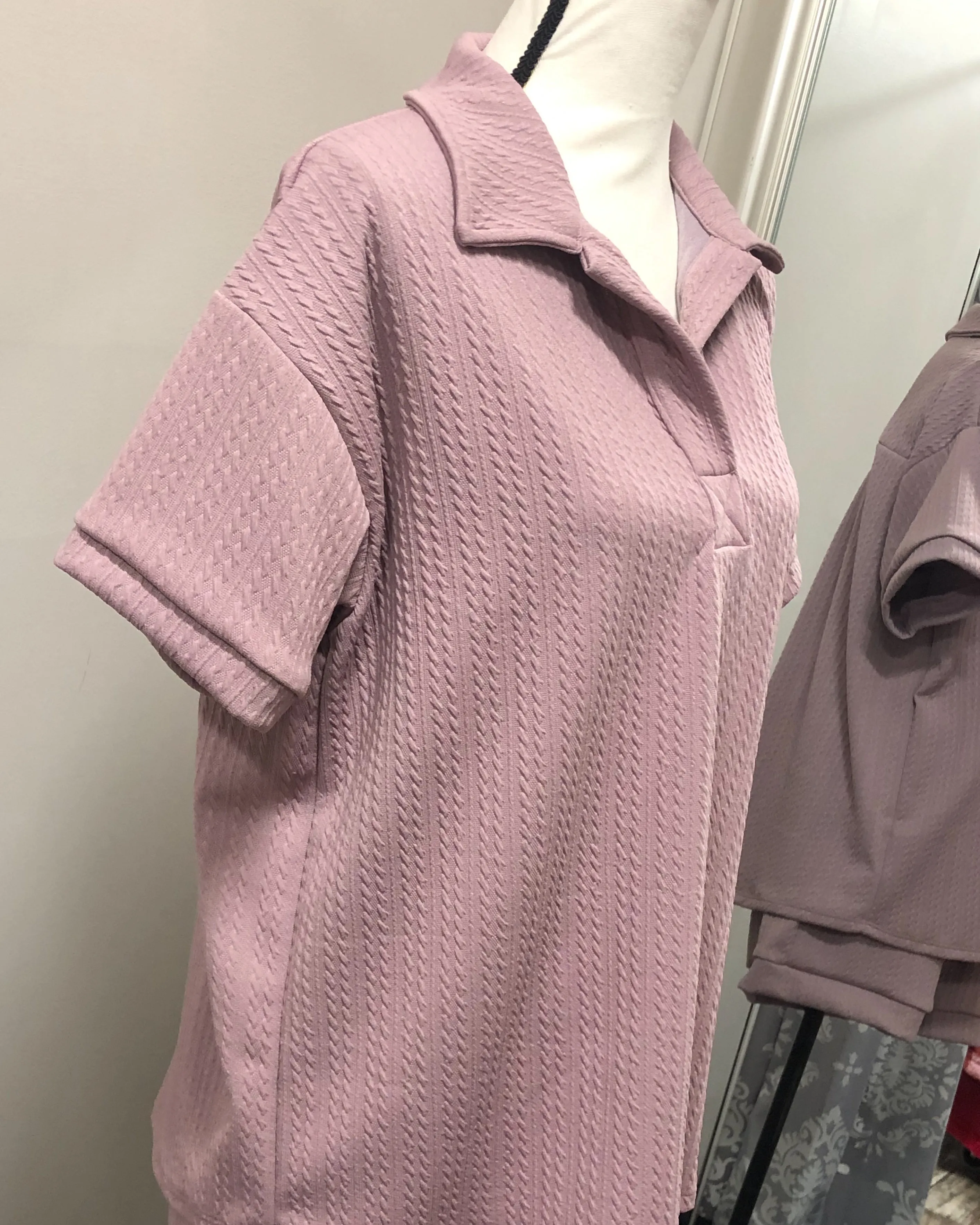 Textured Short Sleeved Collared Lounge Top - Mauve