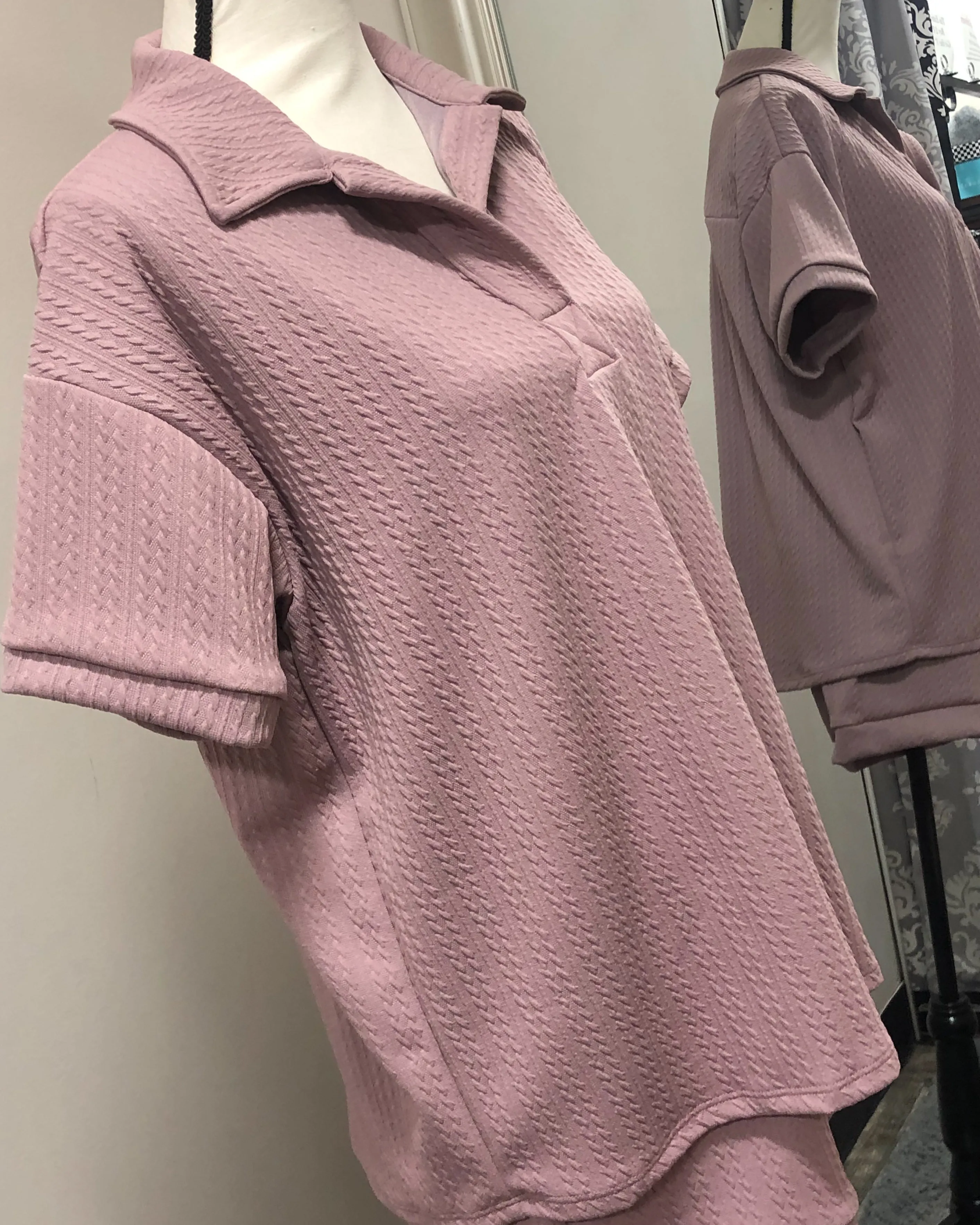 Textured Short Sleeved Collared Lounge Top - Mauve