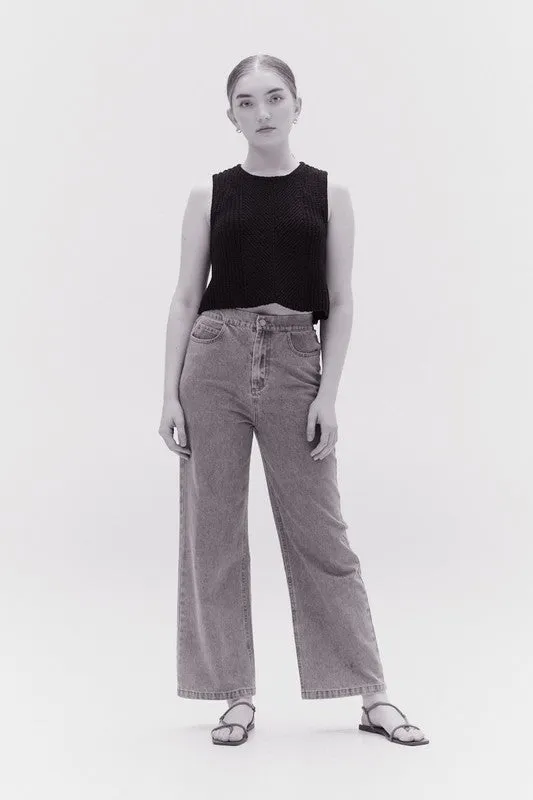 The Cia Cropped Sleeveless Sweater