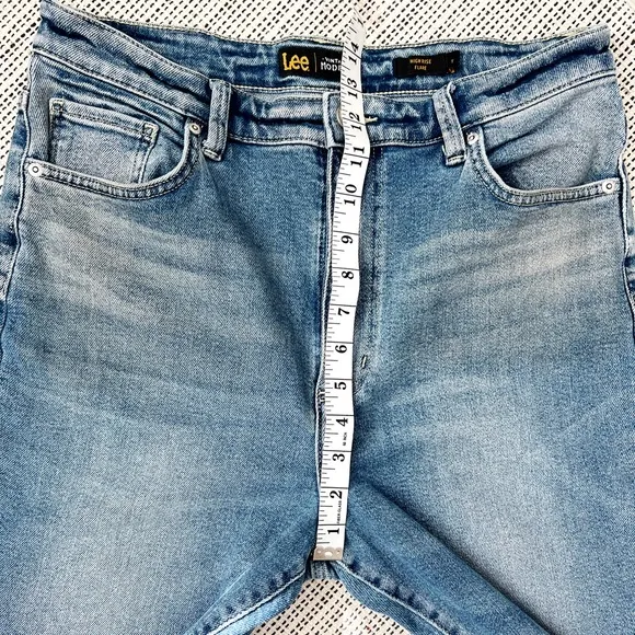 Vintage Modern Two-Tones Flared Jeans