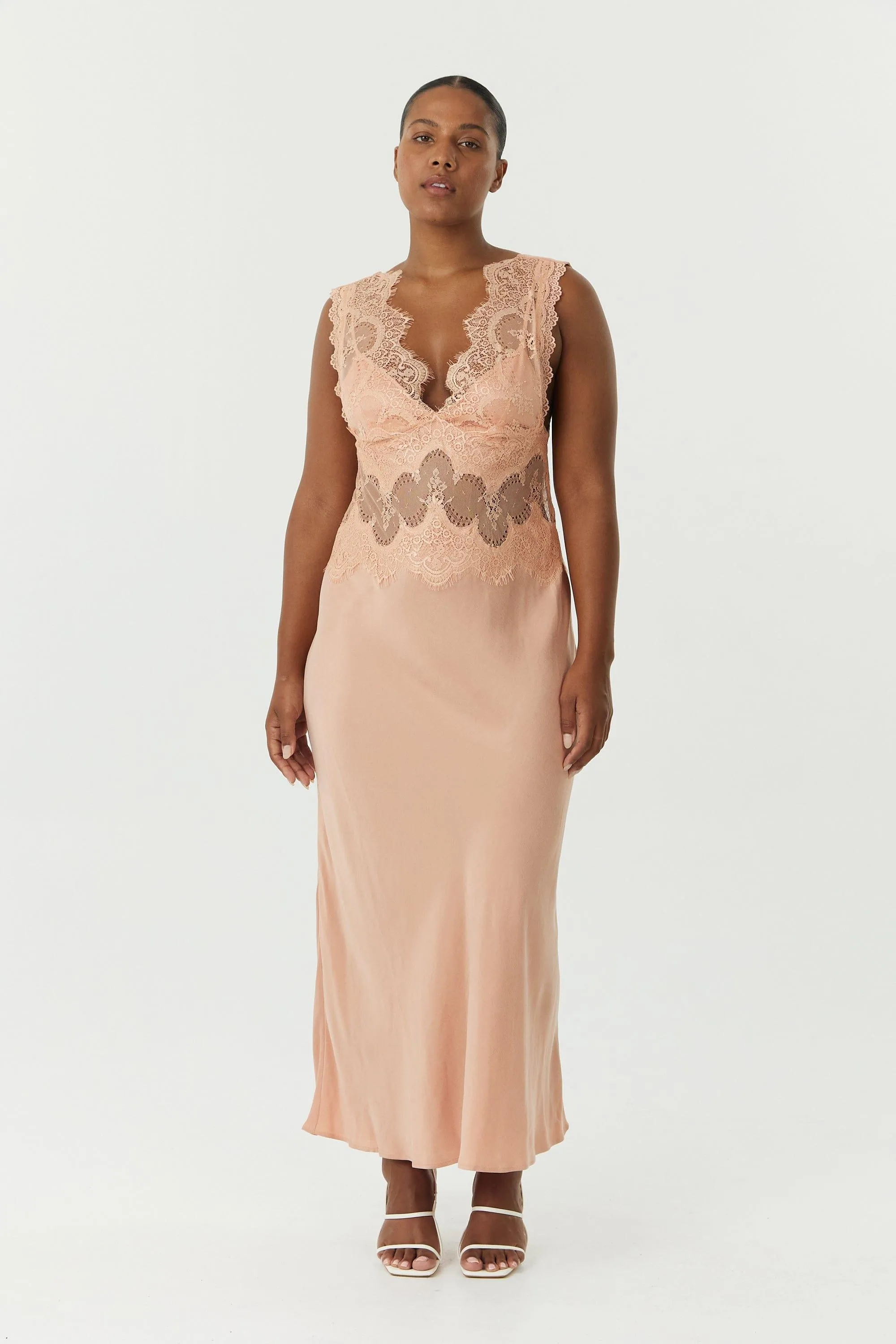 VISIONS LACE DEEP V MAXI DRESS | CORAL