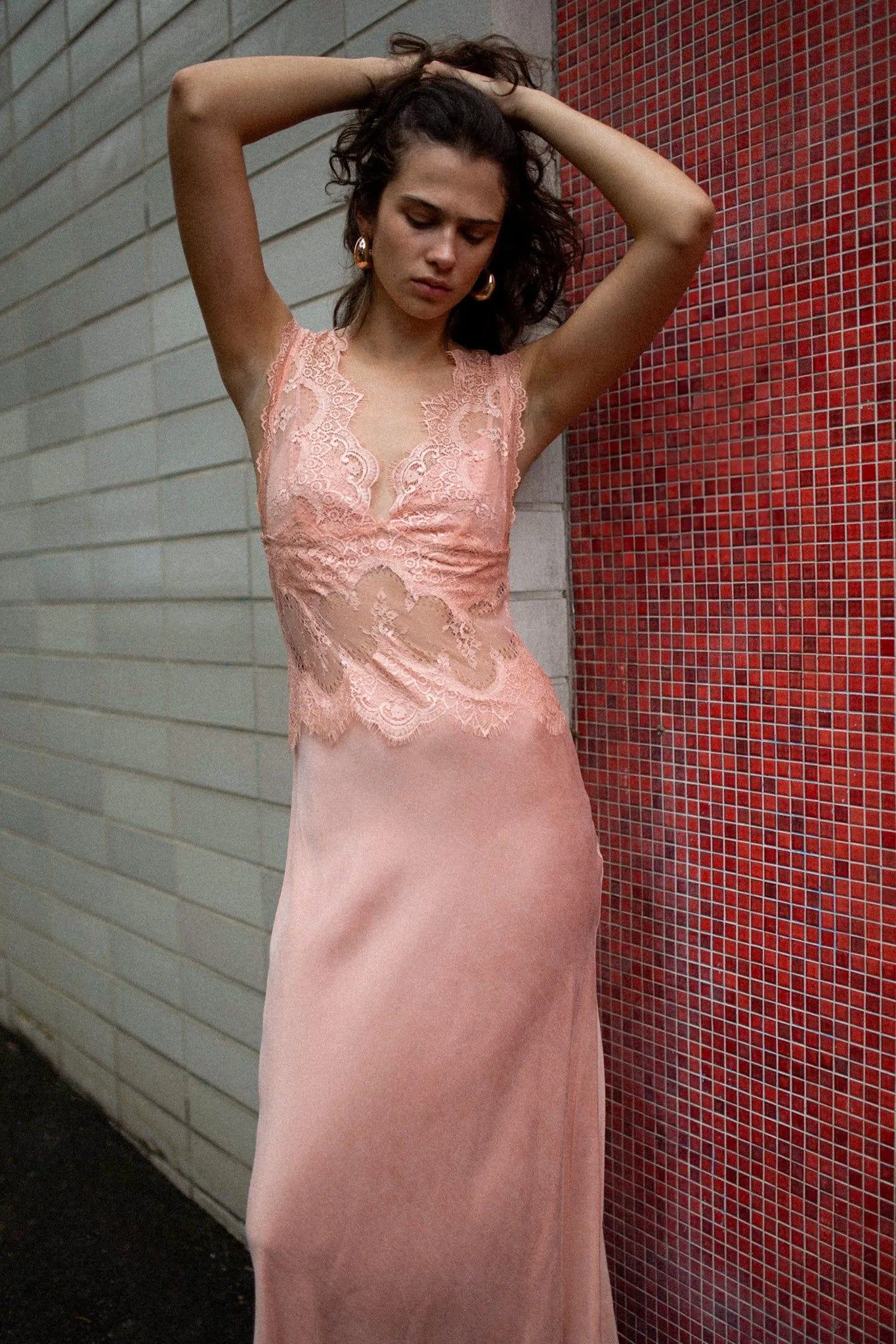 VISIONS LACE DEEP V MAXI DRESS | CORAL